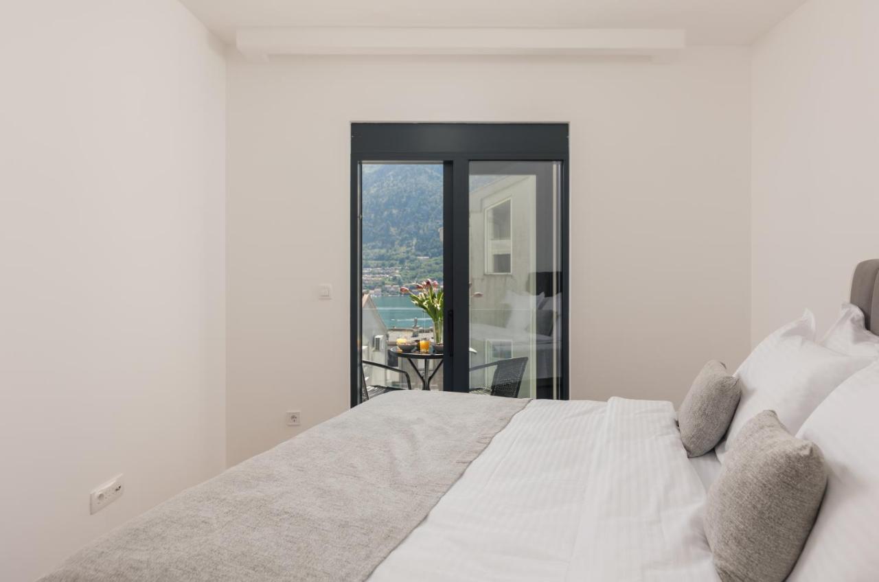 Berge Apartments โกตอร์ ภายนอก รูปภาพ