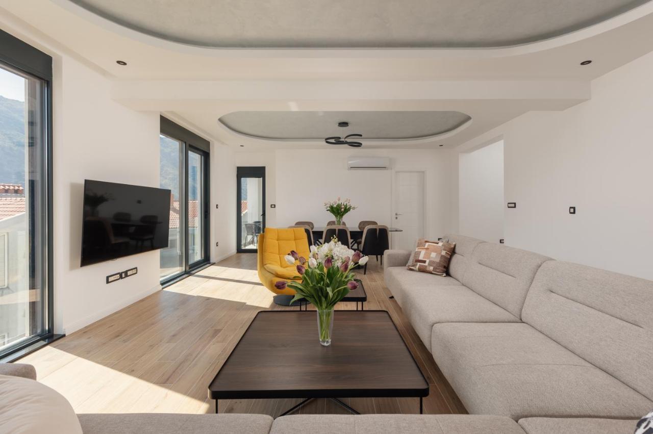 Berge Apartments โกตอร์ ภายนอก รูปภาพ