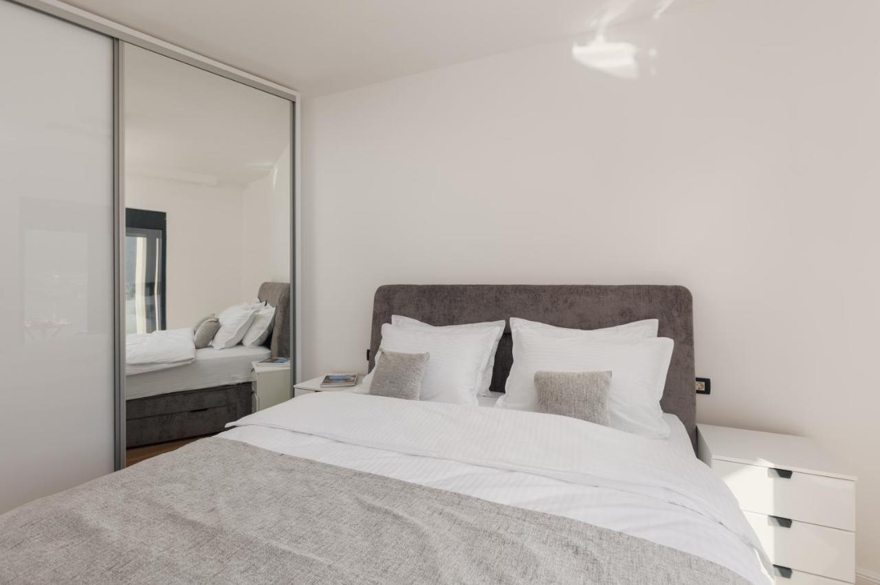 Berge Apartments โกตอร์ ภายนอก รูปภาพ