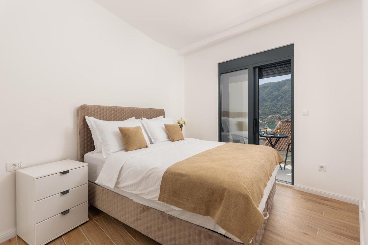 Berge Apartments โกตอร์ ภายนอก รูปภาพ